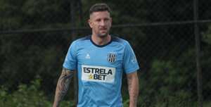 Sem contrato com a Ponte Preta, zagueiro é procurado pelo Guarani e pode descer avenida