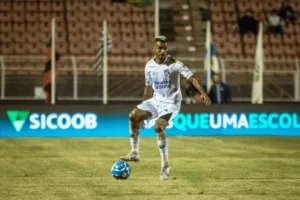 Catarinense: Gedeilson, lateral do ABC, nega negociação com Figueirense: 