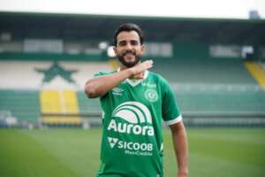 Paulistão: Portuguesa quer Henrique Dourado e atacante do Juventude para 2024