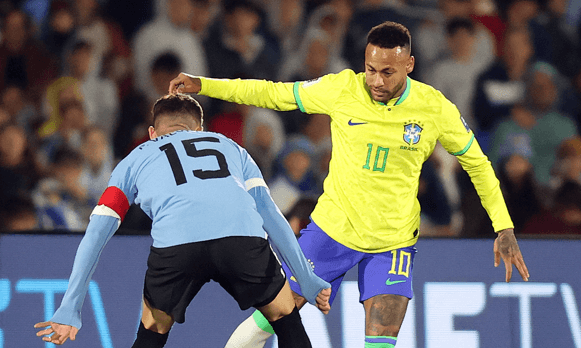 Neymar será submetido a cirurgia no joelho esquerdo em Belo Horizonte nesta quinta-feira