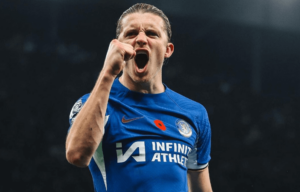 INGLÊS: Tottenham tem dois expulsos, perde liderança e série invicta com goleada do Chelsea