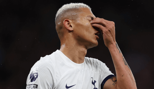 Richarlison passa por cirurgia no púbis no Tottenham: ‘As dores minaram minha alegria de jogar’