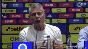 Autuori pede para Cruzeiro ser competente em jogos a menos e avisa: 'É ganhar do Fortaleza'