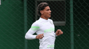 Ríos reforça Palmeiras em Fortaleza e Piquerez treina sem dores