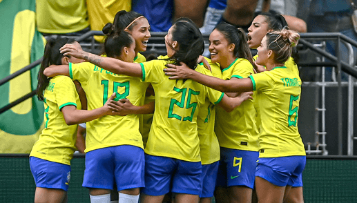 Brasil 4 x 3 Japão – Priscila garante vitória no último lance