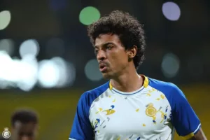 São Paulo acerta com Luiz Gustavo e fica perto de atacante do Grêmio