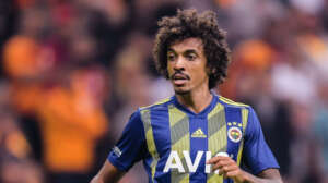 São Paulo chega a acordo com volante ex-Seleção e se aproxima de atacante