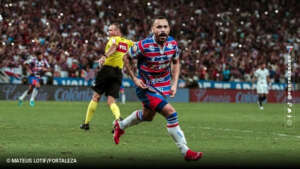 Fluminense e Grêmio disputam contratação de ex-atacante de Fortaleza e Ponte Preta