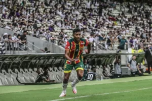 Volante do Sampaio Corrêa desabafa após derrota para o Ituano: 