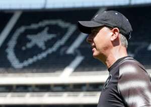 Fortaleza x Botafogo - Tiago Nunes resgatará o Fogão em jogo atrasado?