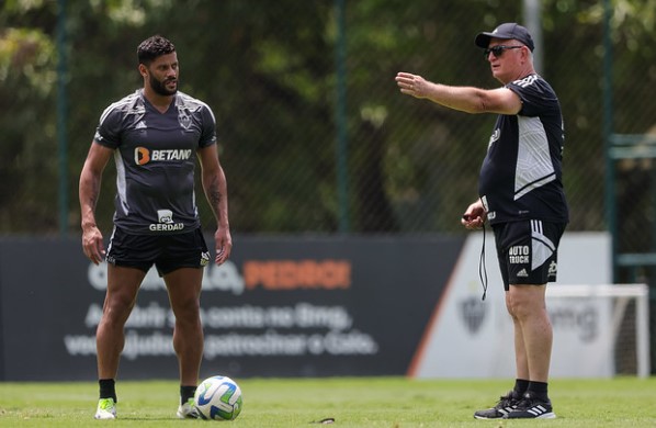 Atlético-MG x Grêmio: onde assistir, escalações e arbitragem