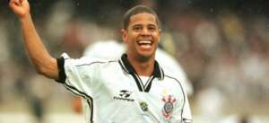 Ídolo do Corinthians, Marcelinho Carioca está desaparecido após show na Neo Química Arena