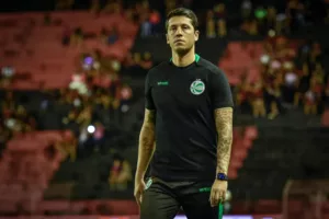 Santos faz proposta para tirar treinador de time que conquistou o acesso na Série B