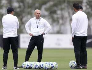 Mineiro: América-MG confirma Cauan de Almeida como técnico para temporada de 2024