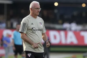 Dorival Júnior elogia desempenho do São Paulo no ano: 'Essa equipe passa confiança ao torcedor'