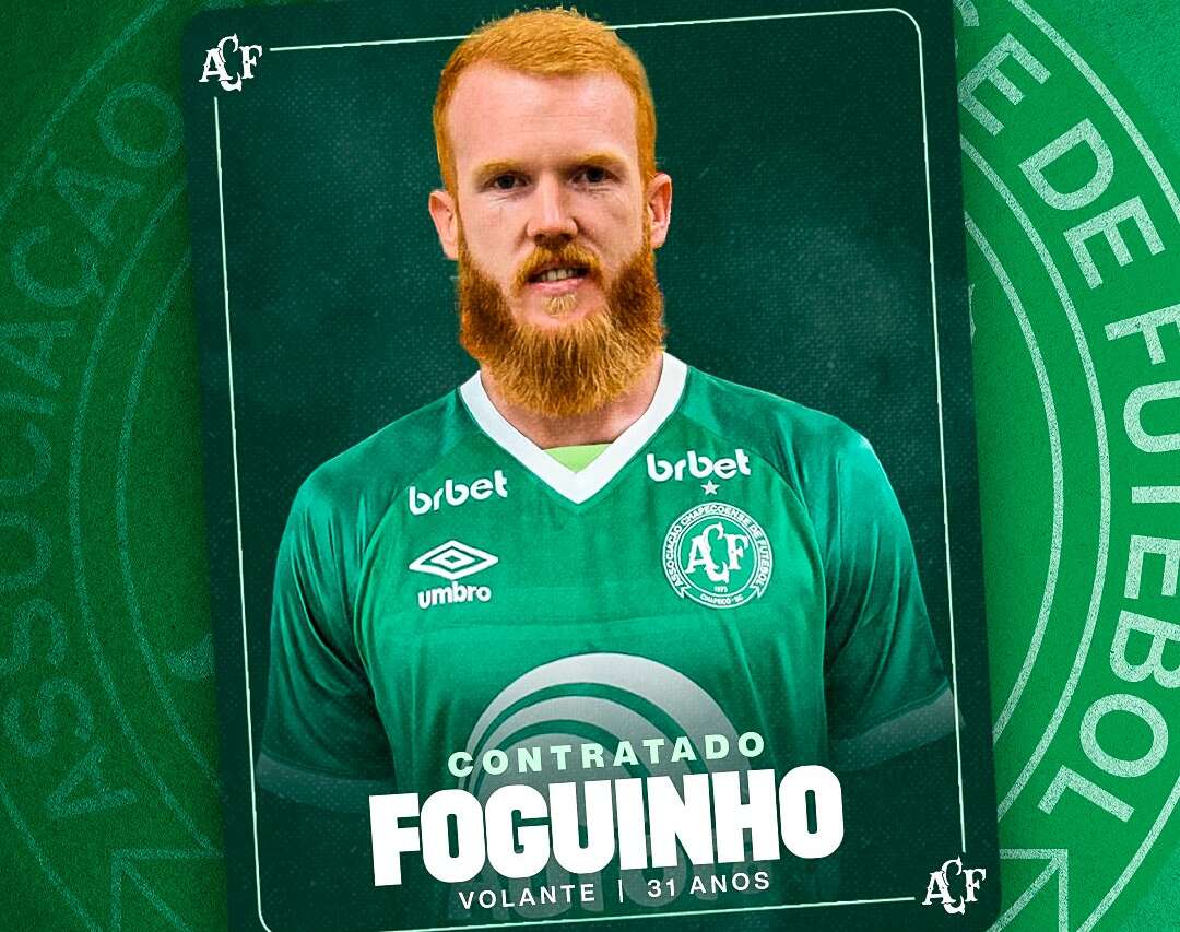 Chapecoense anuncia lateral esquerdo Kelvyn e volante Foguinho