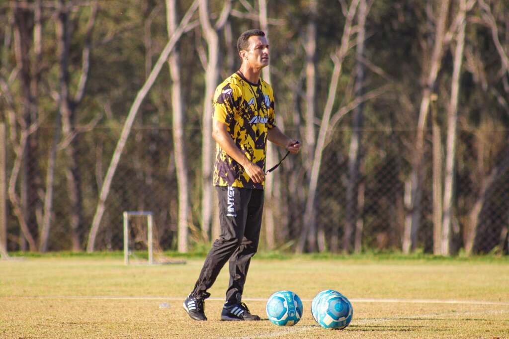 Paulistão: Técnico valoriza a base e Inter de Limeira sobe nove garotos