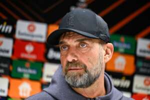 Klopp se incomoda com favoritismo exagerado atribuído ao Liverpool antes de jogo com o United