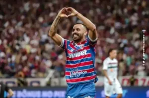 Cearense: Fortaleza confirma retorno de ex-Ponte e abre conversa por Santos, goleiro do Flamengo