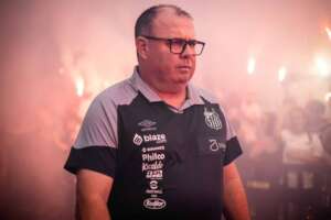 Derrota no Paraná não abala confiança de Marcelo Fernandes: 'O Santos não vai cair'