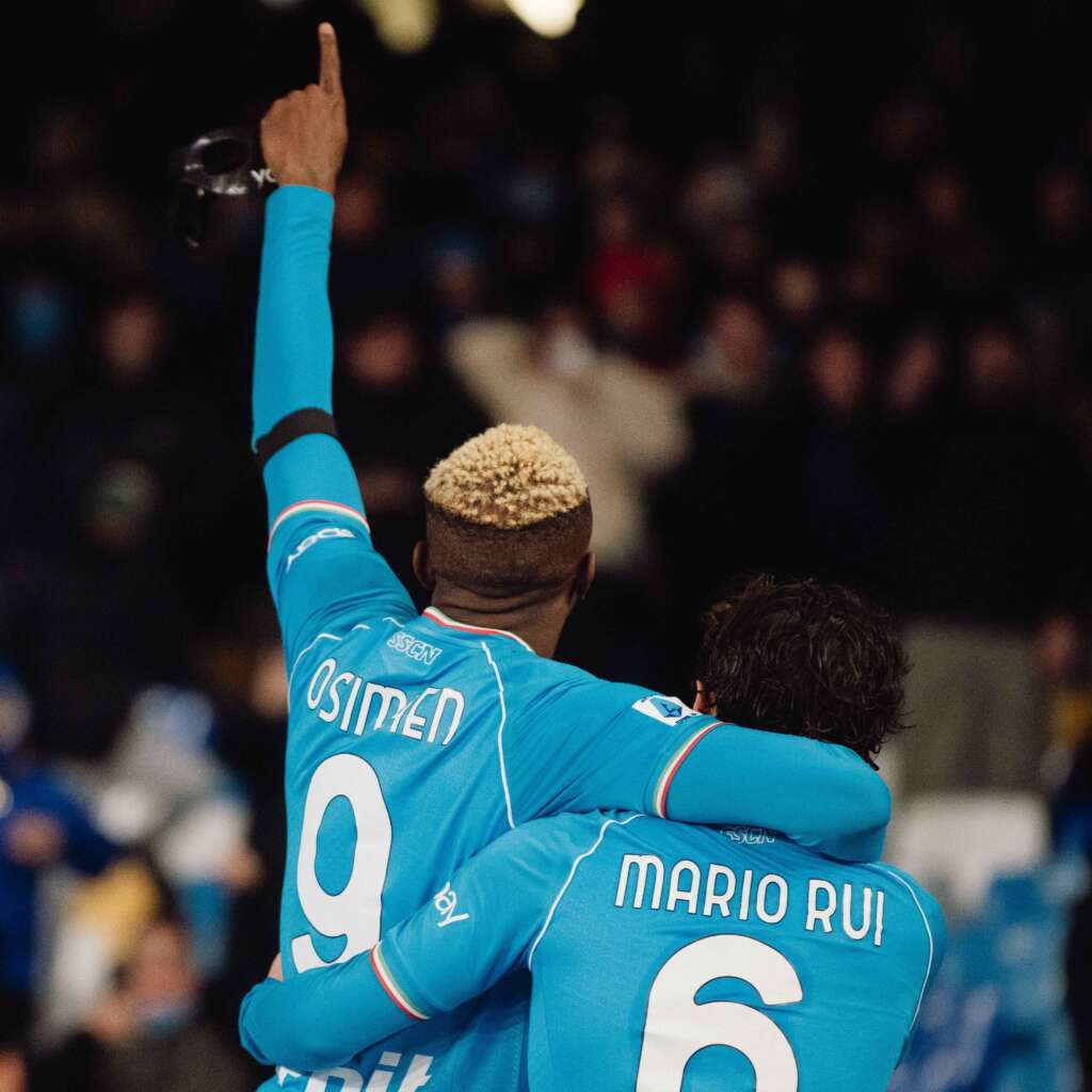 ITALIANO: Osimhen brilha contra o Cagliari e encerra série de derrotas do Napoli