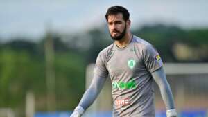 América-MG anuncia a saída do goleiro Matheus Cavichioli após 160 partidas no clube