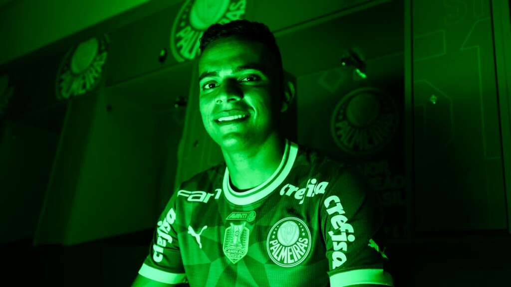 Palmeiras surpreende e anuncia contratação de ex-Ponte, destaque do Cruzeiro