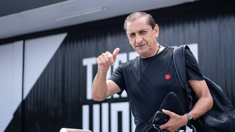 Vasco confirma renovação do contrato do técnico Ramón Díaz