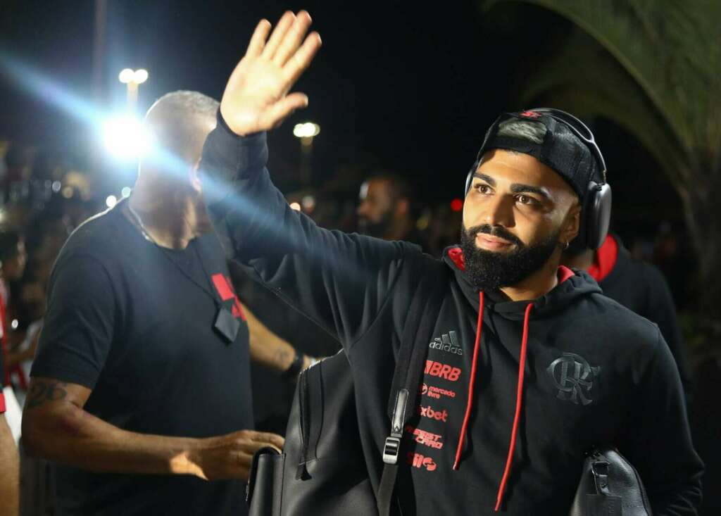 Augusto Melo vê Gabigol com a cara do Corinthians, mas…