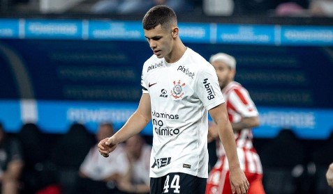 Corinthians admite que Moscardo vai para a Europa