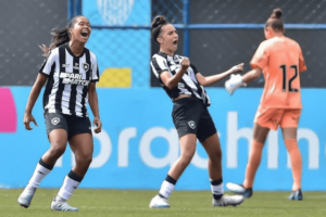 COPINHA FEMININA: Botafogo vence Corinthians e avança à semifinal