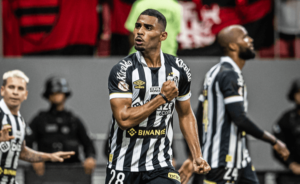 Paulistão: Santos confirma permanência de Joaquim