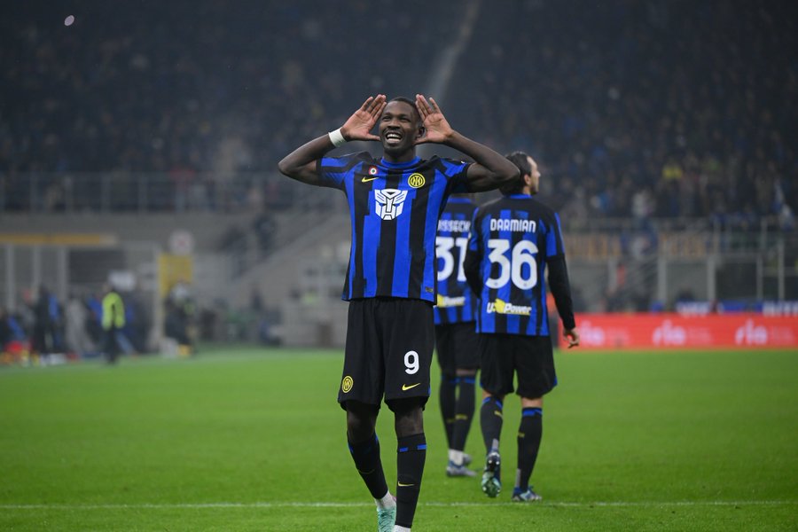 ITALIANO: Inter de Milão goleia a Udinese por 4 a 0 e retoma liderança