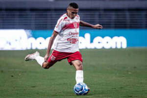 Catarinense: Avaí acerta com lateral ex-Tombense, e fica perto de confirmar meia João Paulo, ex-Ponte