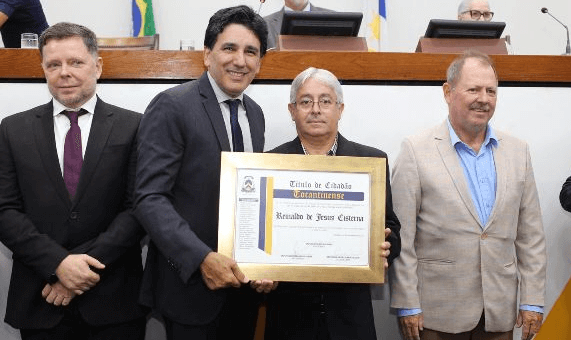 Jornalista Reinaldo Cisterna recebe Título de Cidadão Tocantinense