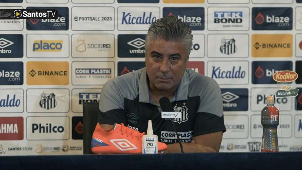 Cartola do Santos discute com jornalista e diz ter encontrado ‘muita coisa errada’