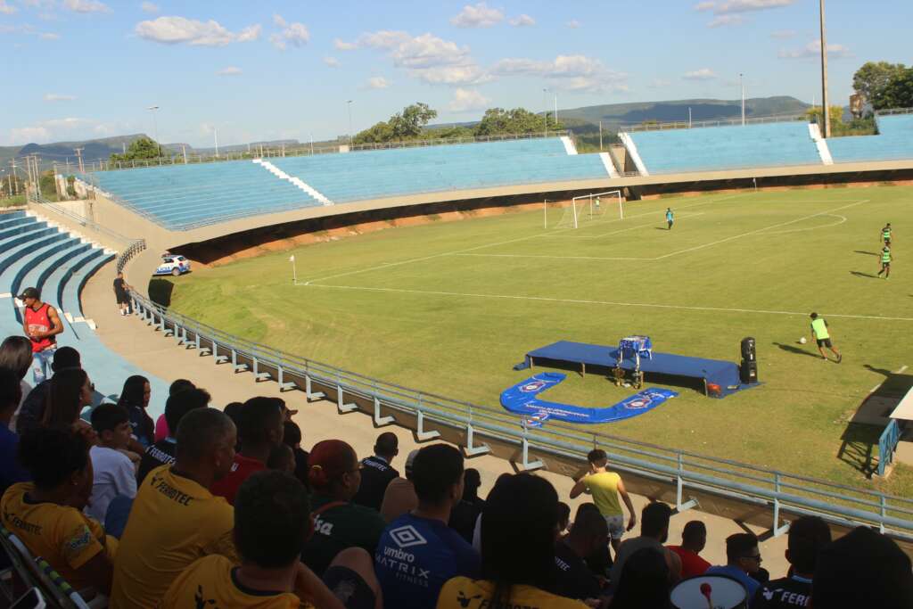 Batalhão FC conquista o Tocantinense Sub-17 e será o representante na Copa do Brasil 2024 da categoria 8 torcida. foto vanessa sabino assessoria batalhao