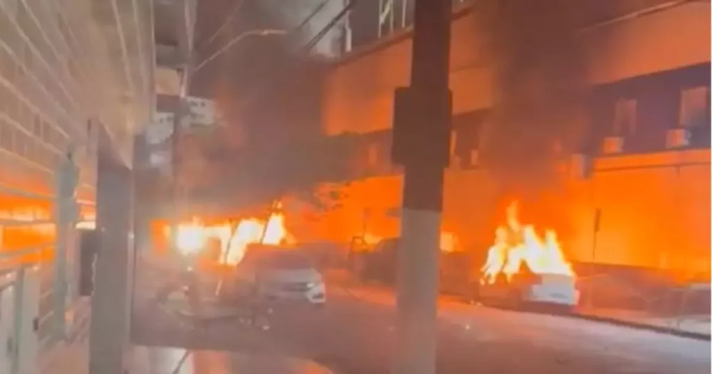 ESPECIAL BRASILEIRÃO: A "amarelada da história" dá título de presente para o maior campeão do Brasil 3 vila