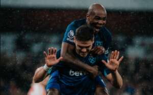 INGLÊS: Arsenal perde em casa para o West Ham e perde a liderança isolada