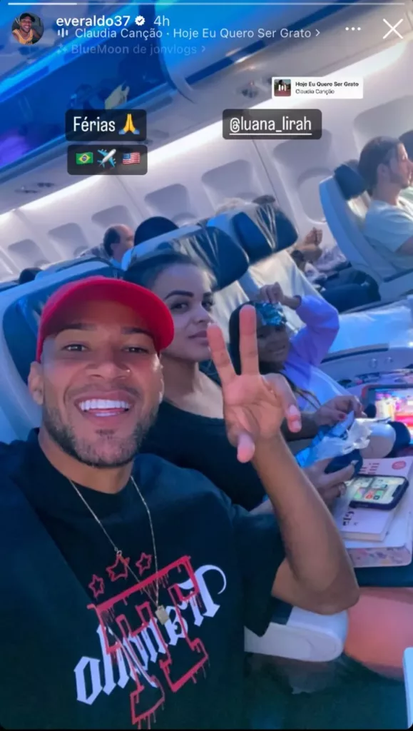 Atacante dá sumiço no América-MG e posta foto viajando para Disney 2 whatsapp image 2023 12 05 at 13.28.16