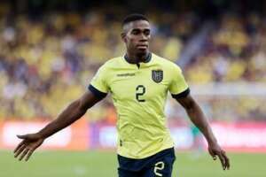 A caminho do Corinthians, zagueiro Félix Torres se despede do futebol mexicano