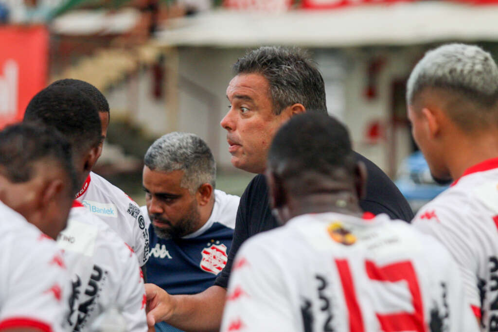 Carioca: Alexandre Gomes, do Bangu, lamenta revés no primeiro jogo do Estadual