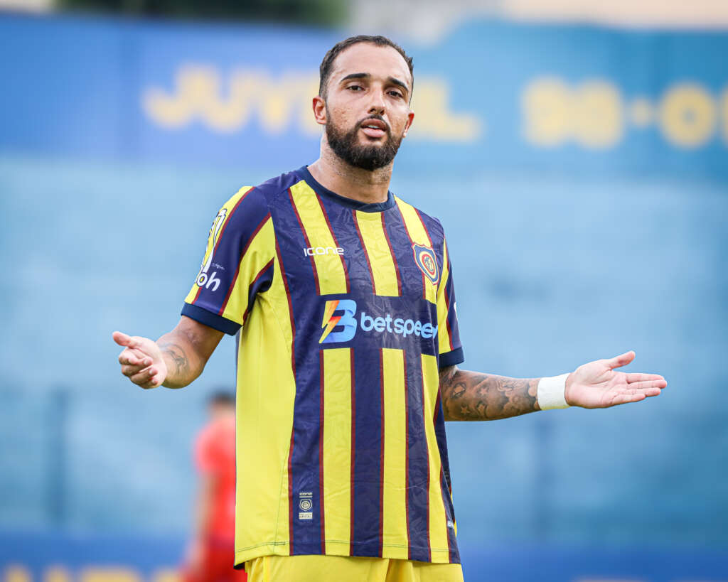 CARIOCA: Em jogo truncado, Madureira supera o Audax dentro de casa