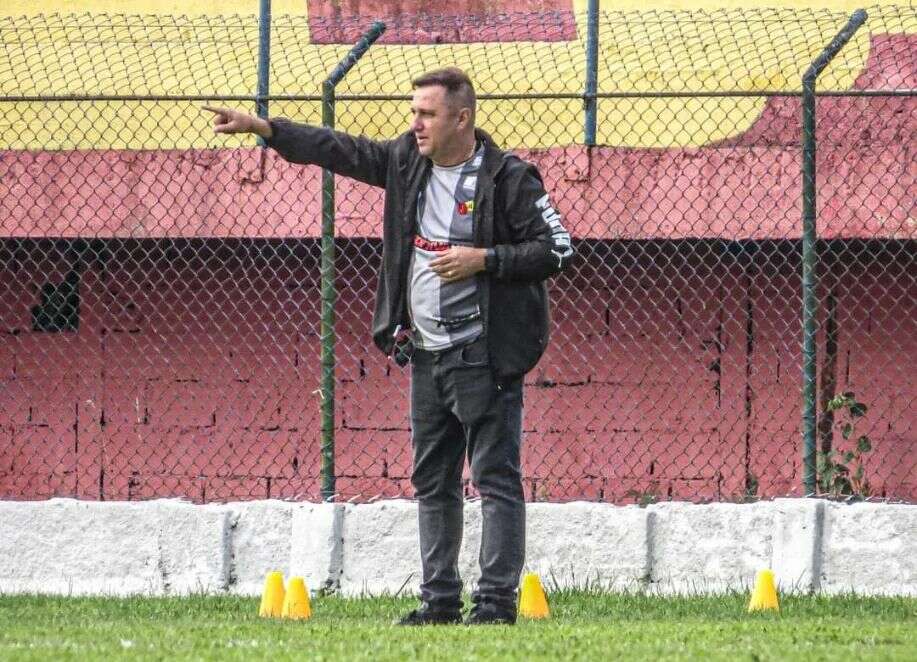 adriano piemonte técnico jabaquara 2024