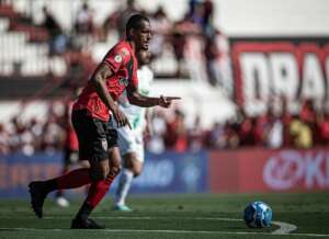 Goiano: Atlético renova empréstimo de Luiz Felipe