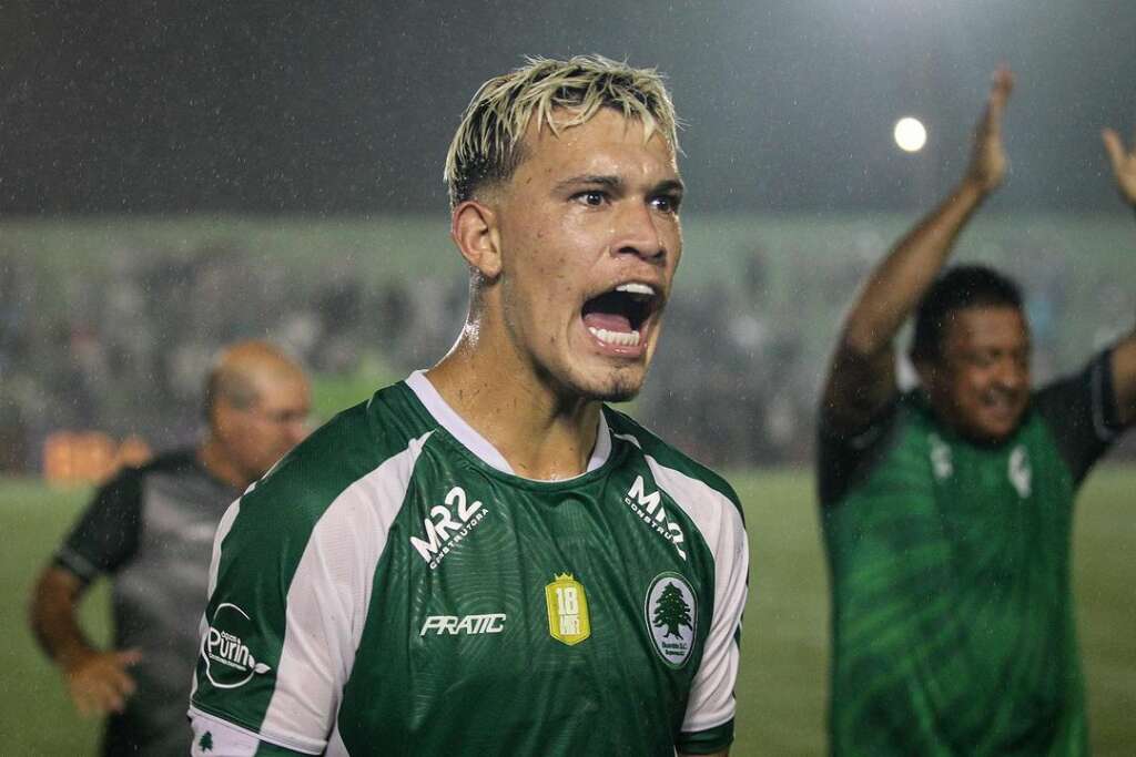 Construtora MR2 estreia patrocínio no futebol