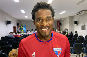 Em Assis, ex-zagueiro do Corinthians fala do trabalho como coordenador técnico do Fortaleza