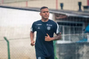 Catarinense: Figueirense oficializa saída e ex-Ponte é anunciado por clube da 3ª divisão do Japão