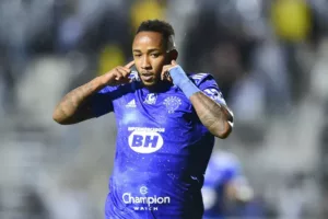 Mineiro: Cruzeiro firma retorno de campeão da Série B 2022 e anuncia atacante argentino