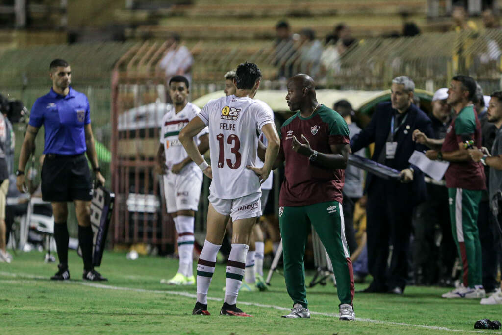 Carioca: Marcão tranquiliza torcedores do Fluminense e diz que trabalho vai evoluir